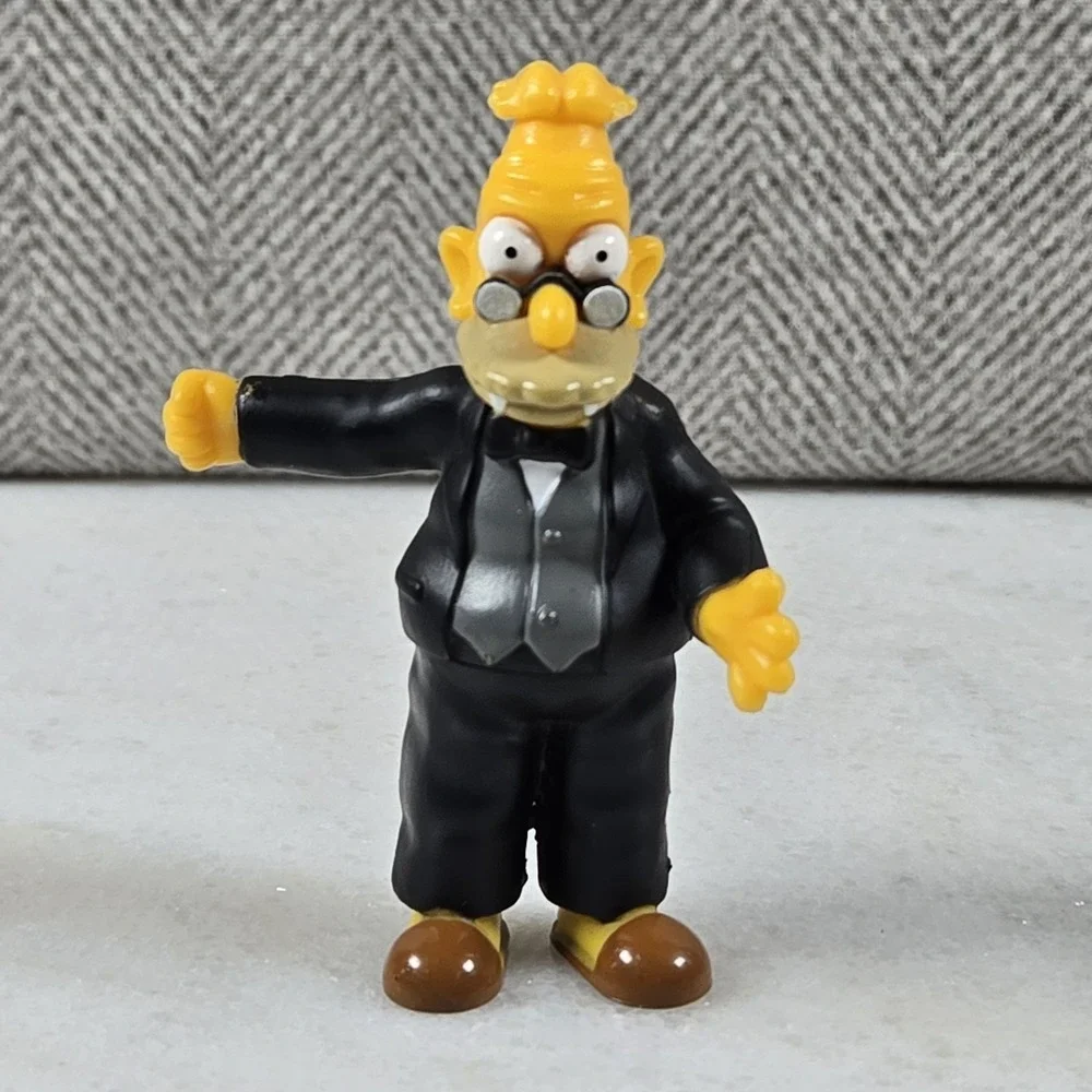 The‎ Simpsons Count Grampa Vampire Treehouse Of Horror Burger King 2001 Figure